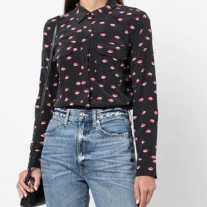 Equipment Slim Signature Lips Print Silk Shirt In True Black